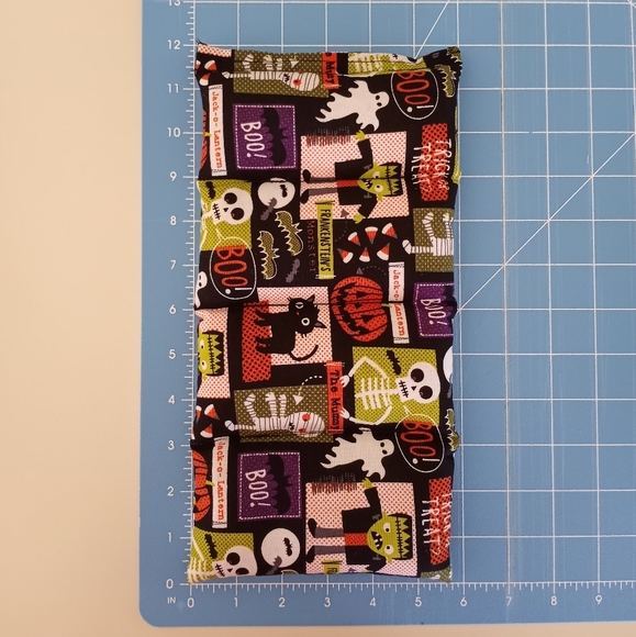 Microwavable Heating Pad Halloween Heat Pack - Picture 7 of 7